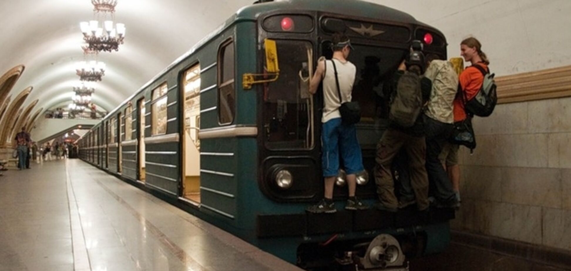 В киевском метро началась охота на 'зайцев'