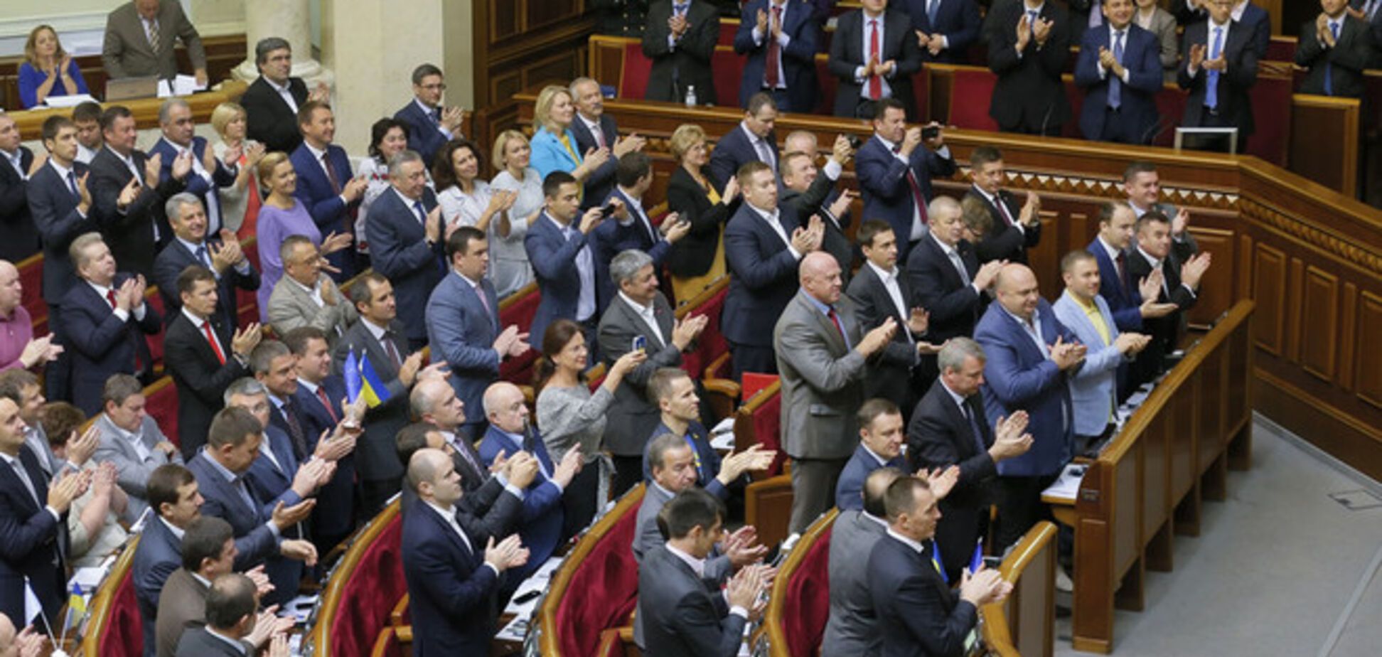 Депутат зі списку Яценюка назвав помилкою голосування по Донбасу. 'Народний фронт' голосував 'за'
