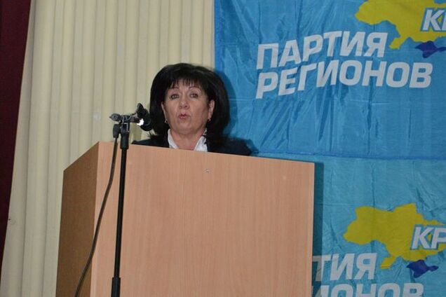 П'ять регіоналів-кримчан склали мандати нардепів