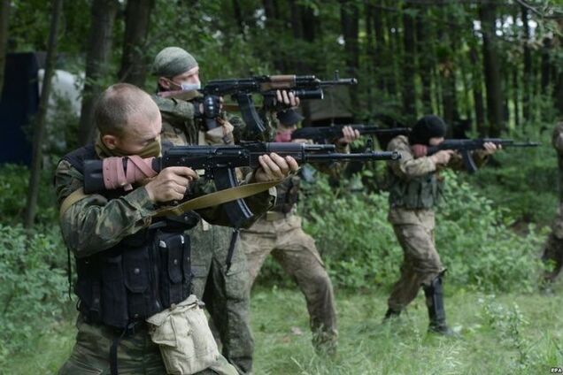 Бойцы 12-го батальона терробороны Киева потребовали у Кличко льготы и землю