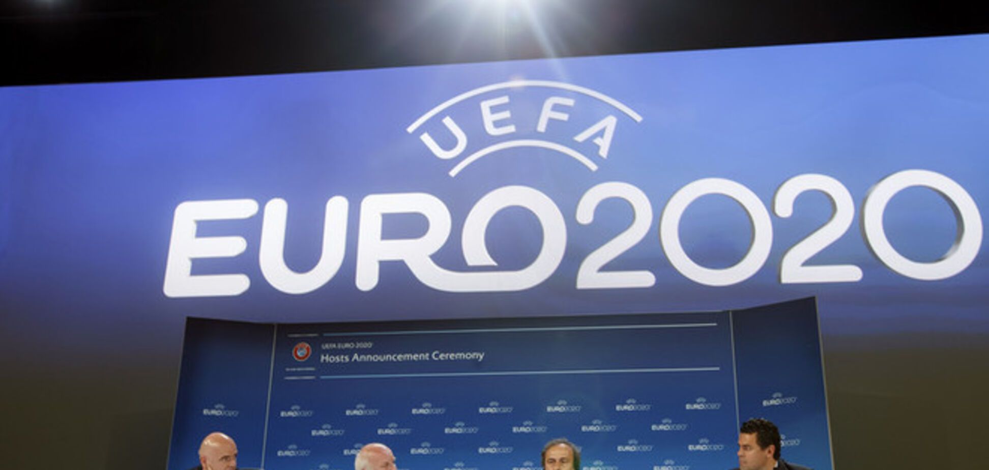 13 избранных. Питер и другие города Евро-2020