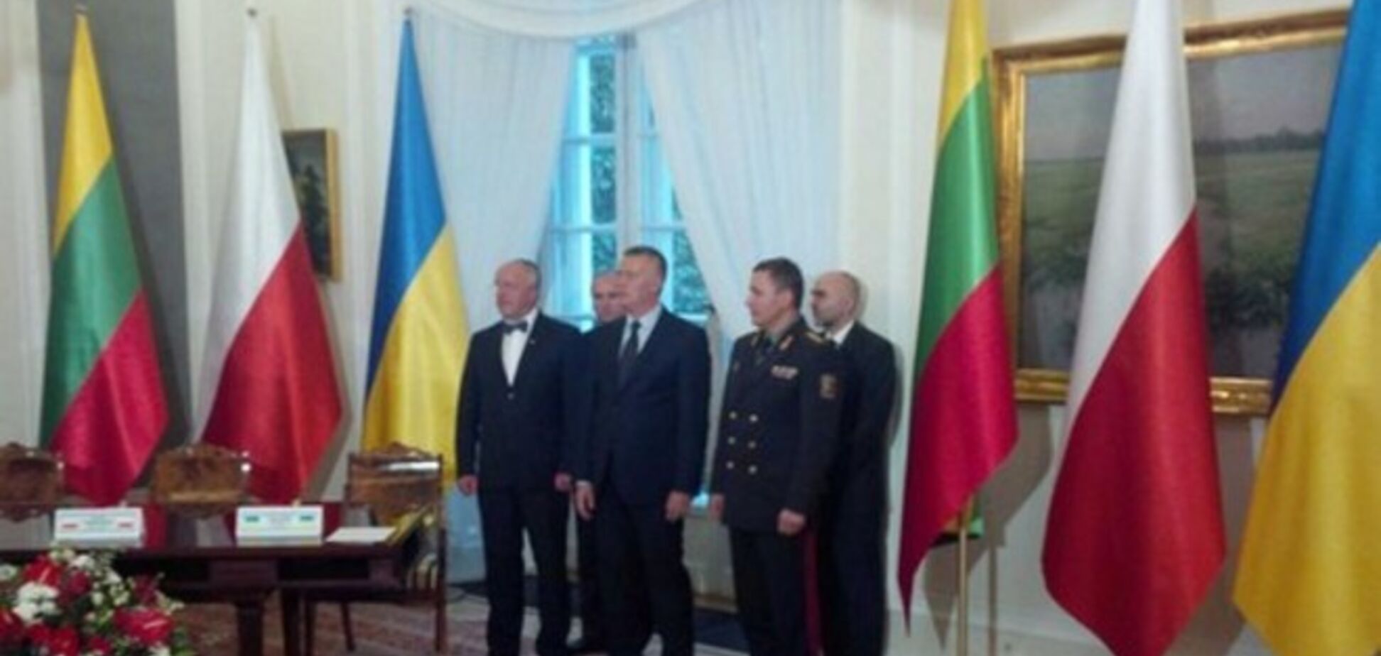 Украина создала совместную военную бригаду с Польшей и Литвой