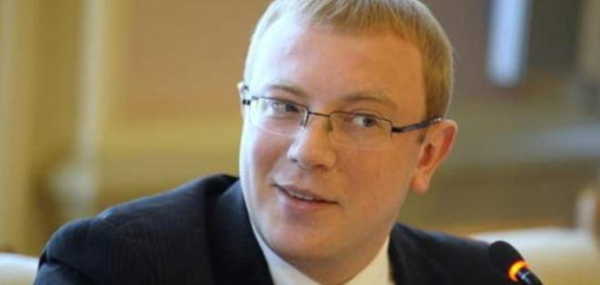 В 'Батьківщині' пока нет заявлений о выходе Яценюка, Турчинова и еще 14 нардепов