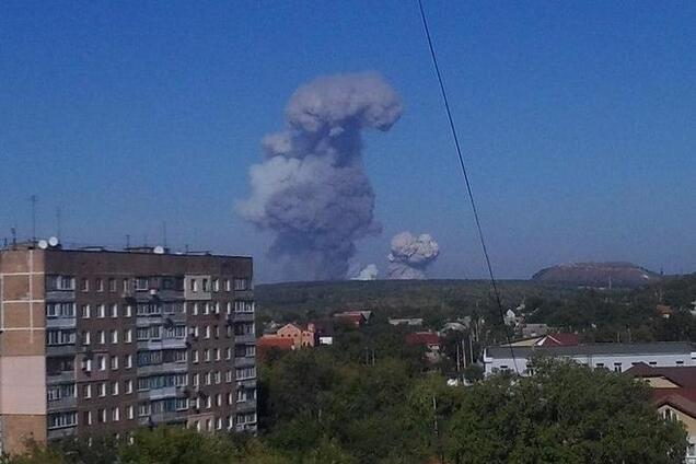 В результате взрыва на химзаводе в Донецке пострадавших нет