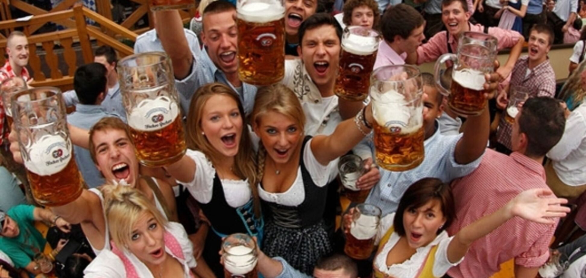 В Мюнхене начался самый масштабный праздник пива 'Октоберфест'
