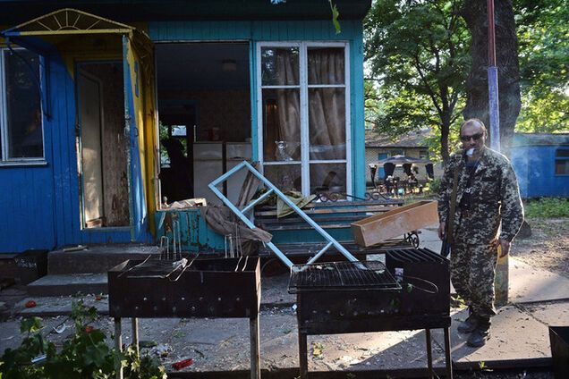 Террористы с Кавказа селятся с семьями в покинутых домах в Луганске - СМИ