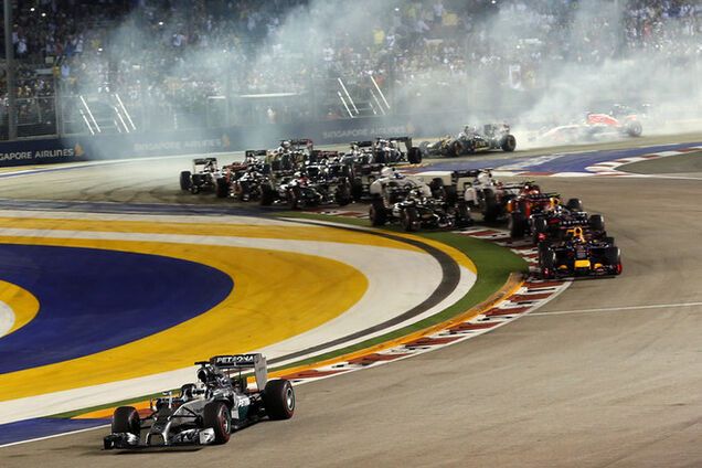 Хэмилтон выиграл Гран-при Сингапура