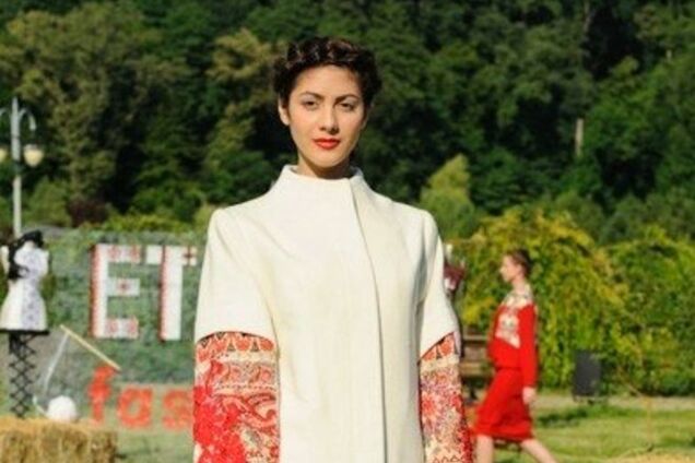 Дочь луганского террориста носит вышиванку