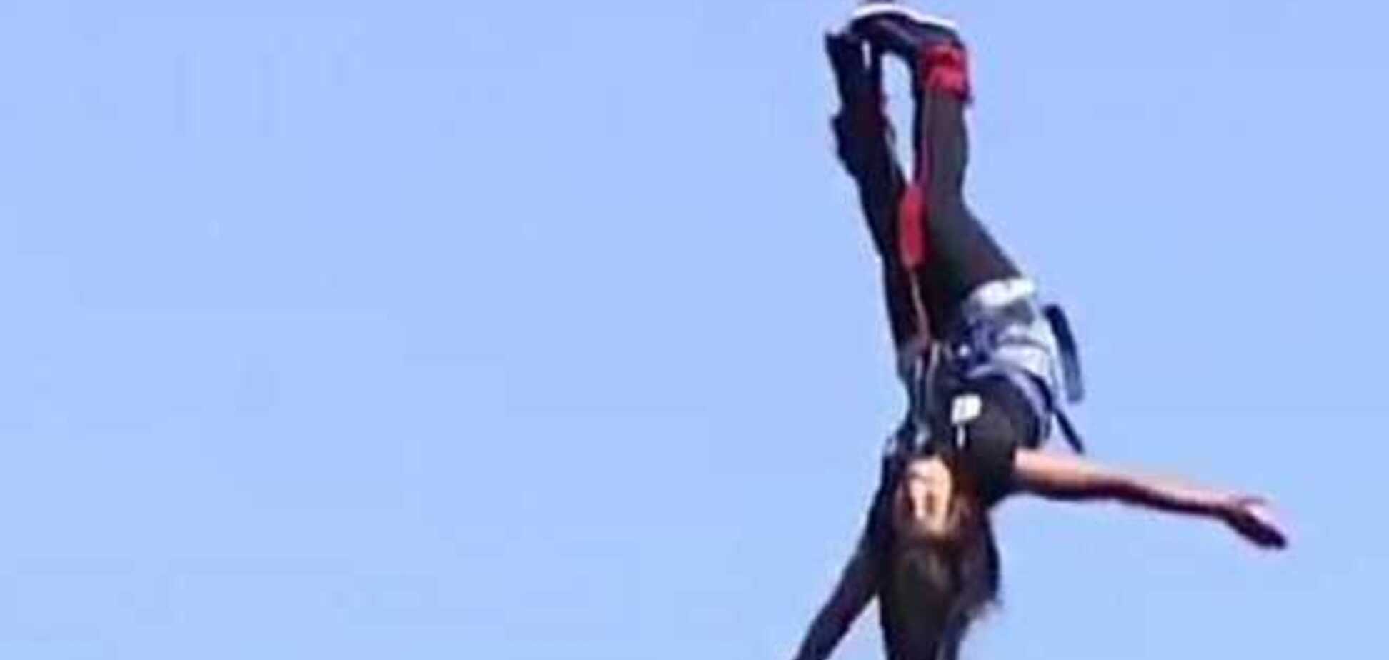 Джамала прыгнула с высоты 42 метра в поддержку мира. Видео