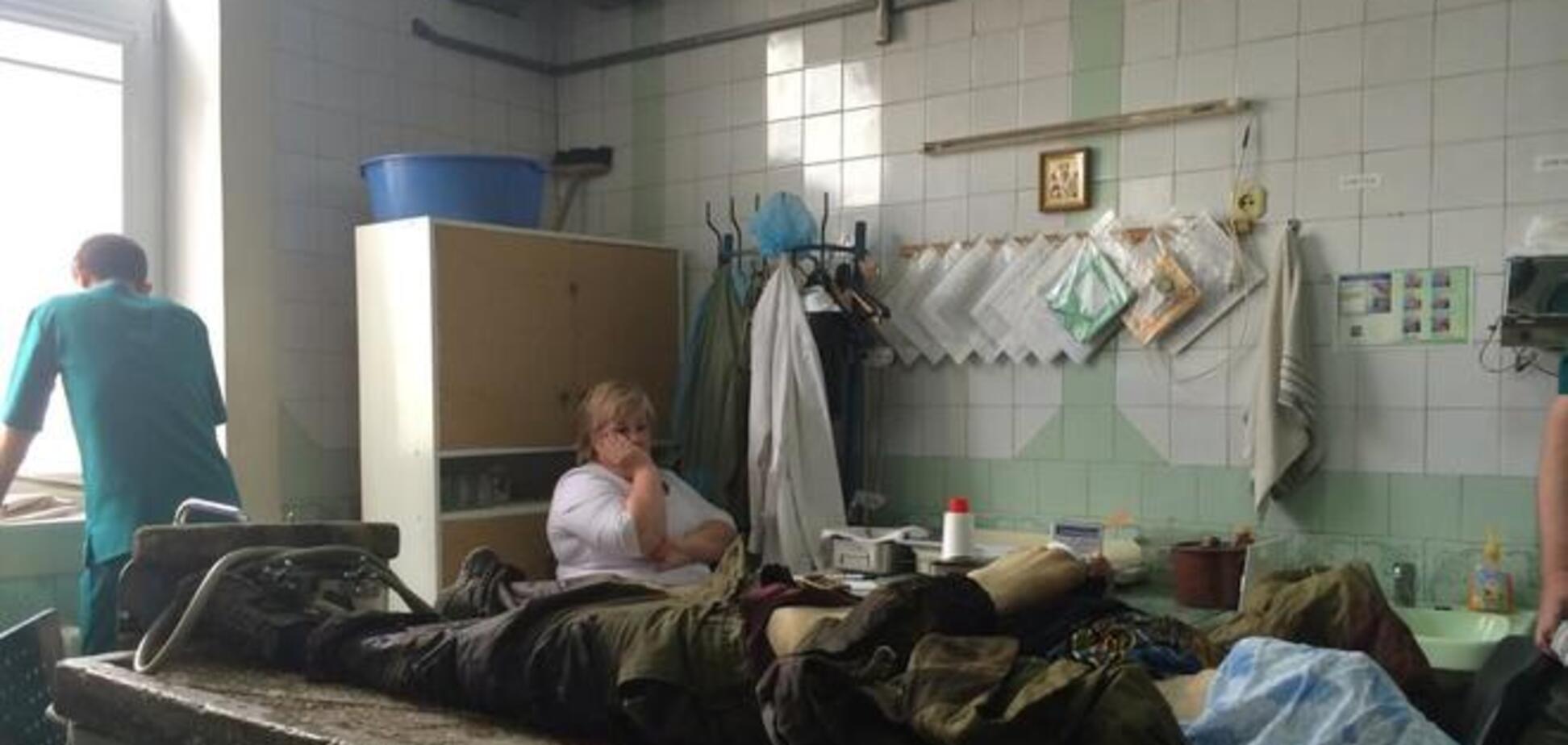 В моргах прилегающих к зоне АТО областей остаются тела 552 еще неидентифицированных военных