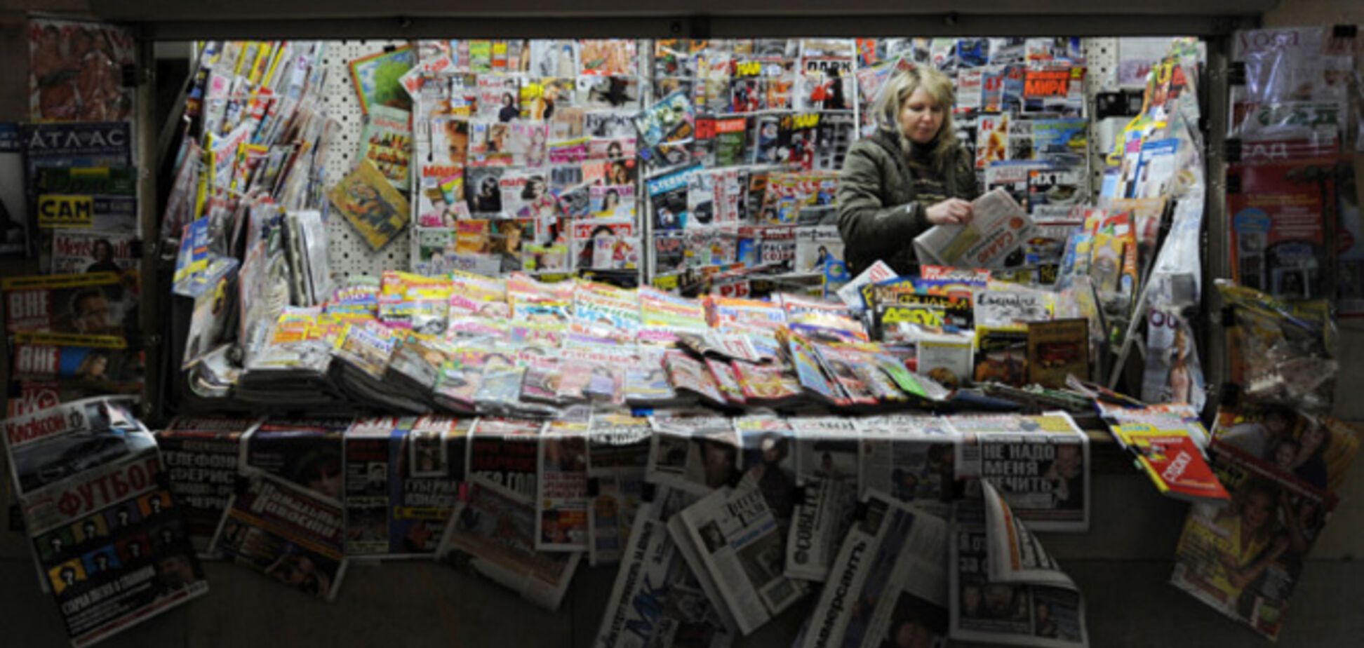 У Росії одноголосним рішенням закрили одну з кращих газет і всі глянсові журнали