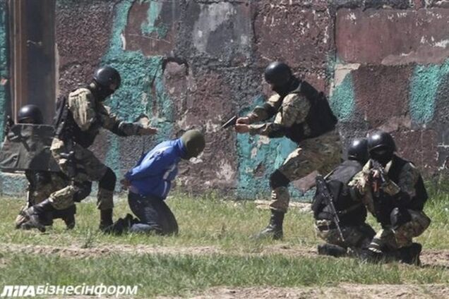 СБУ задержала на Донбассе группу террористов-карателей во главе с 'начальником НКВД'