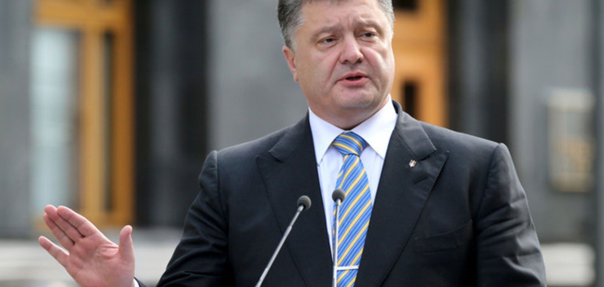 Сегодня первый день, когда в Украине никто не погиб и не ранен - Порошенко