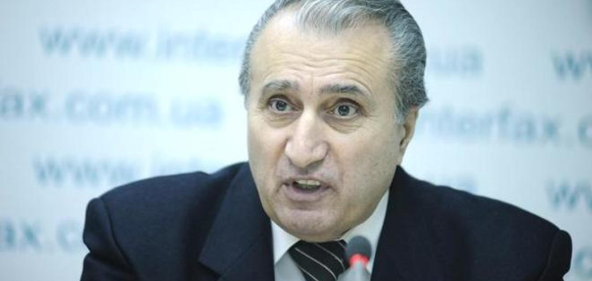 Протистояння на сухопутному шляху до Криму може коштувати десятків тисяч життів українських солдатів - генерал