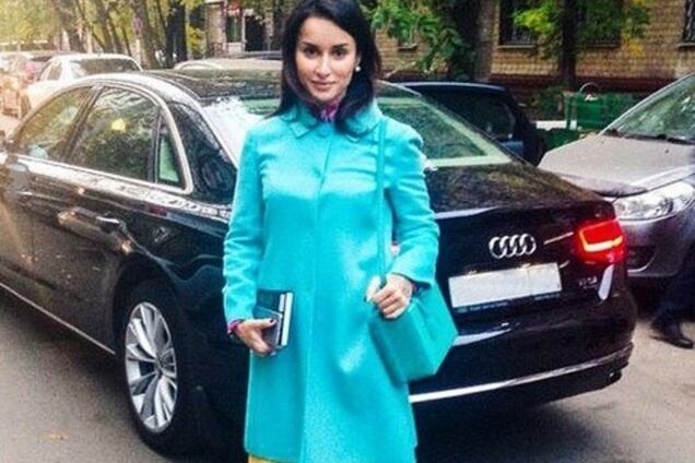 Канделаки оделась в цвета украинского флага