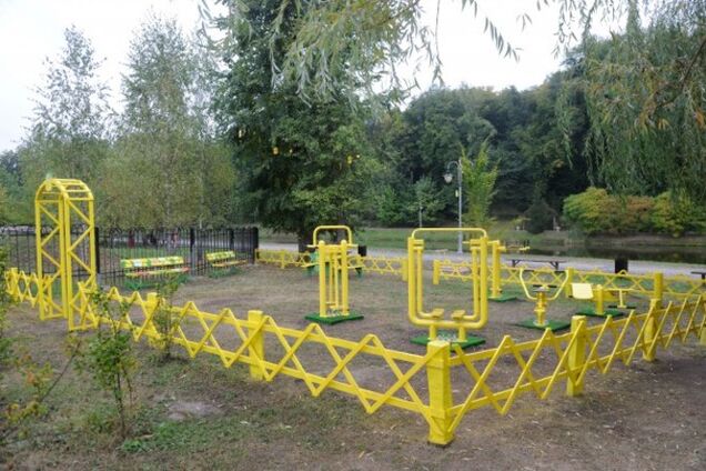 В Киеве открыта новая спортивная площадка