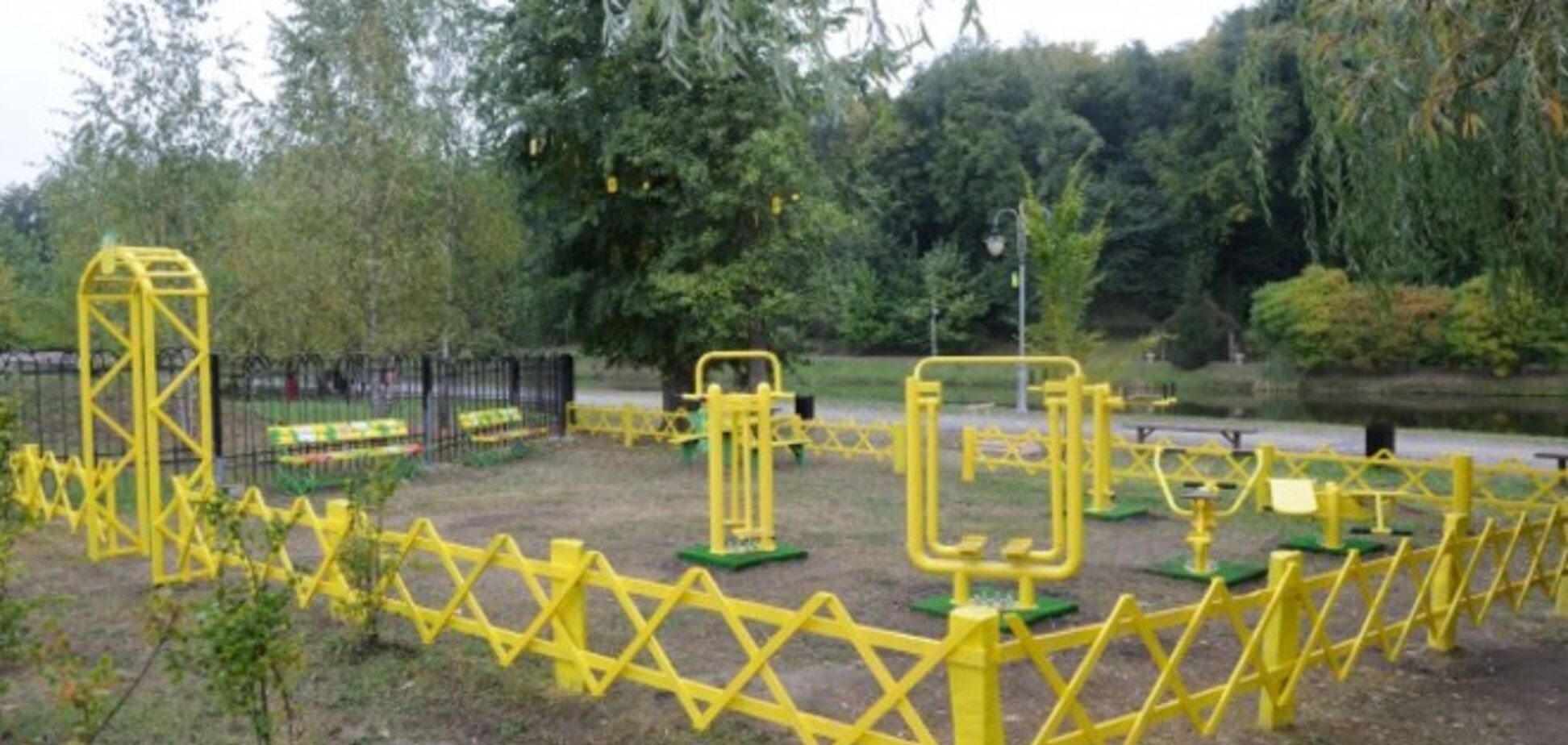 В Киеве открыта новая спортивная площадка 