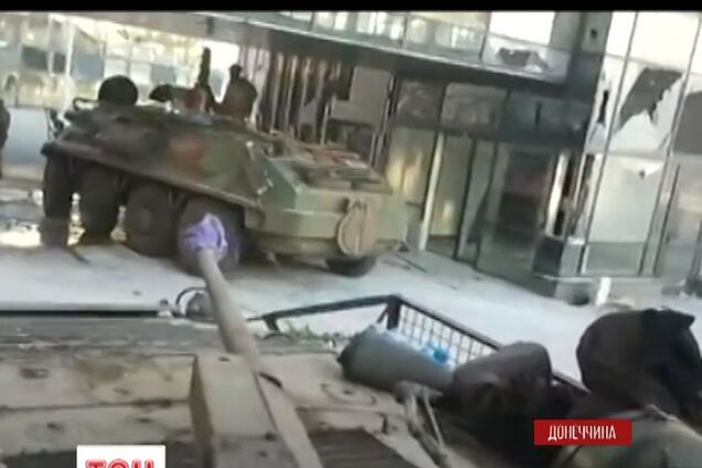 Донецкий аэропорт превратился в Брестскую крепость: видео из эпицентра фронта