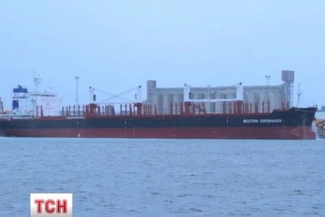 Под Одессой остановился сухогруз, вероятно, с вирусом Эбола