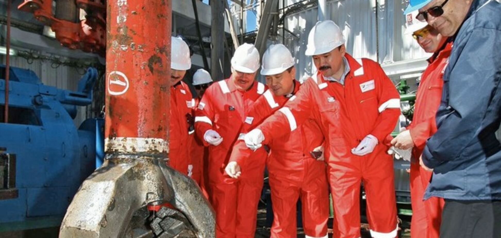 'Лукойл' из-за санкций попросил у властей РФ поддержки