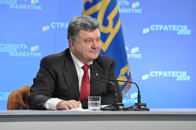 Пресс-конференция по-новому: как Порошенко СМИ к демократической журналистике приучал