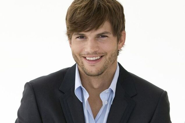 В семье Эштона Катчера пополнение