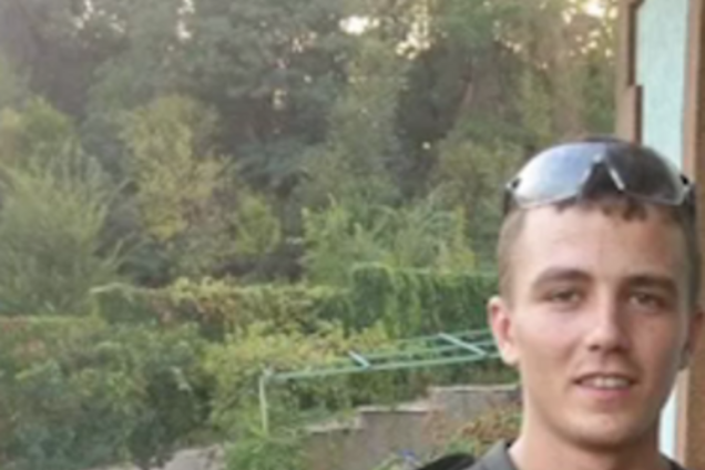 В Тернополе простились с 19-летним героем АТО, который всю зиму простоял на Майдане