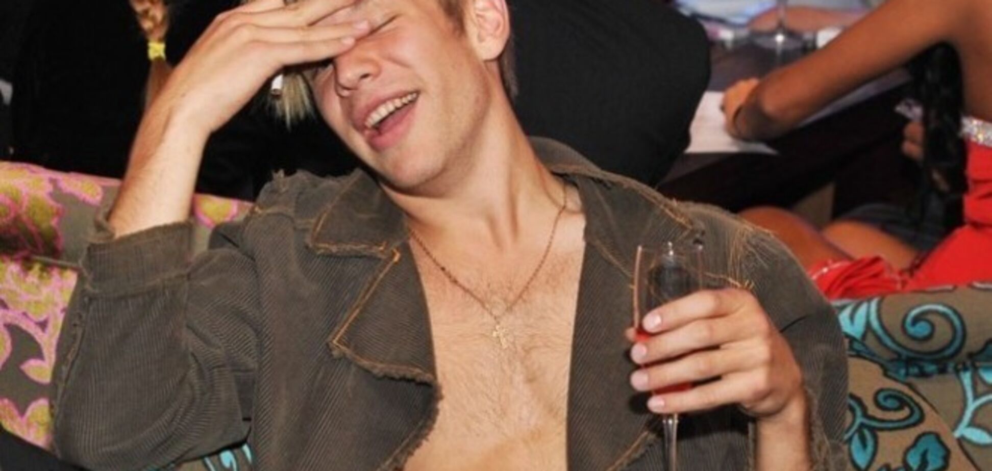 Бушмина заставила Дорна бегать по квартире 'как ужаленного'