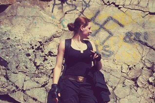 Против террористов на Донбассе сражается 18-летняя россиянка: опубликованы фото