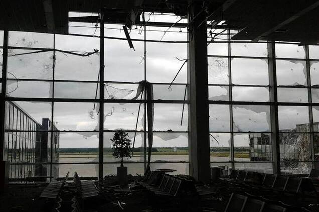 Журналист: аэропорт в Донецке будет передан под контроль российских наемников