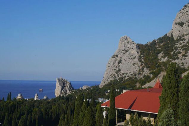 Курортный сезон подошел к концу: крымчане подсчитали убытки