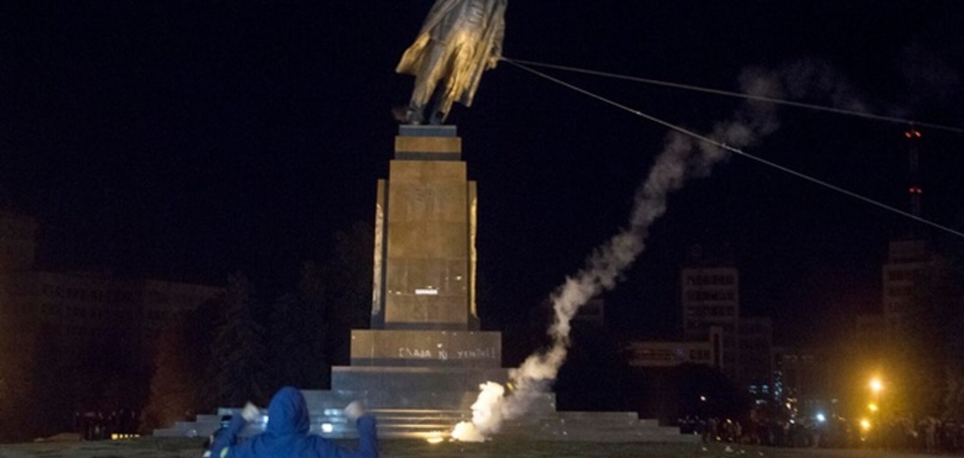 Российские коммунисты сравнили снос памятника Ленину в Харькове с фильмом про зомби