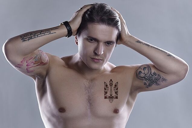 Украинские звезды показали свои тату: корабль, змея, трезубец…