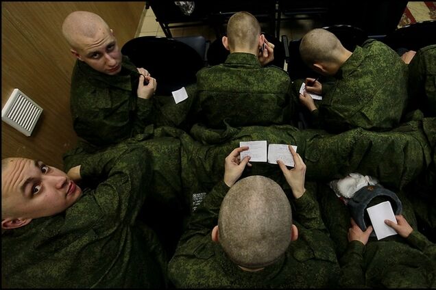 Россия отправит в оккупированный Крым тысячу призывников
