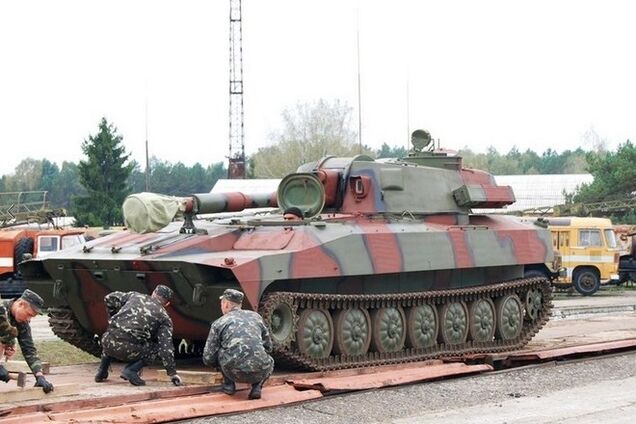 Для уничтожения террористов силам АТО передали 20 'Гвоздик': опубликованы фото