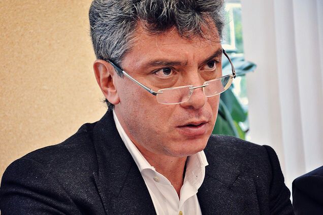 Донецк и Луганск затихнут, а мы тем временем Мариуполь возьмем – Немцов о плане Путина