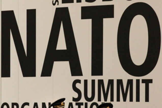 Перед початком саміту НАТО Порошенко зустрінеться з Обамою, Меркель і Олландом