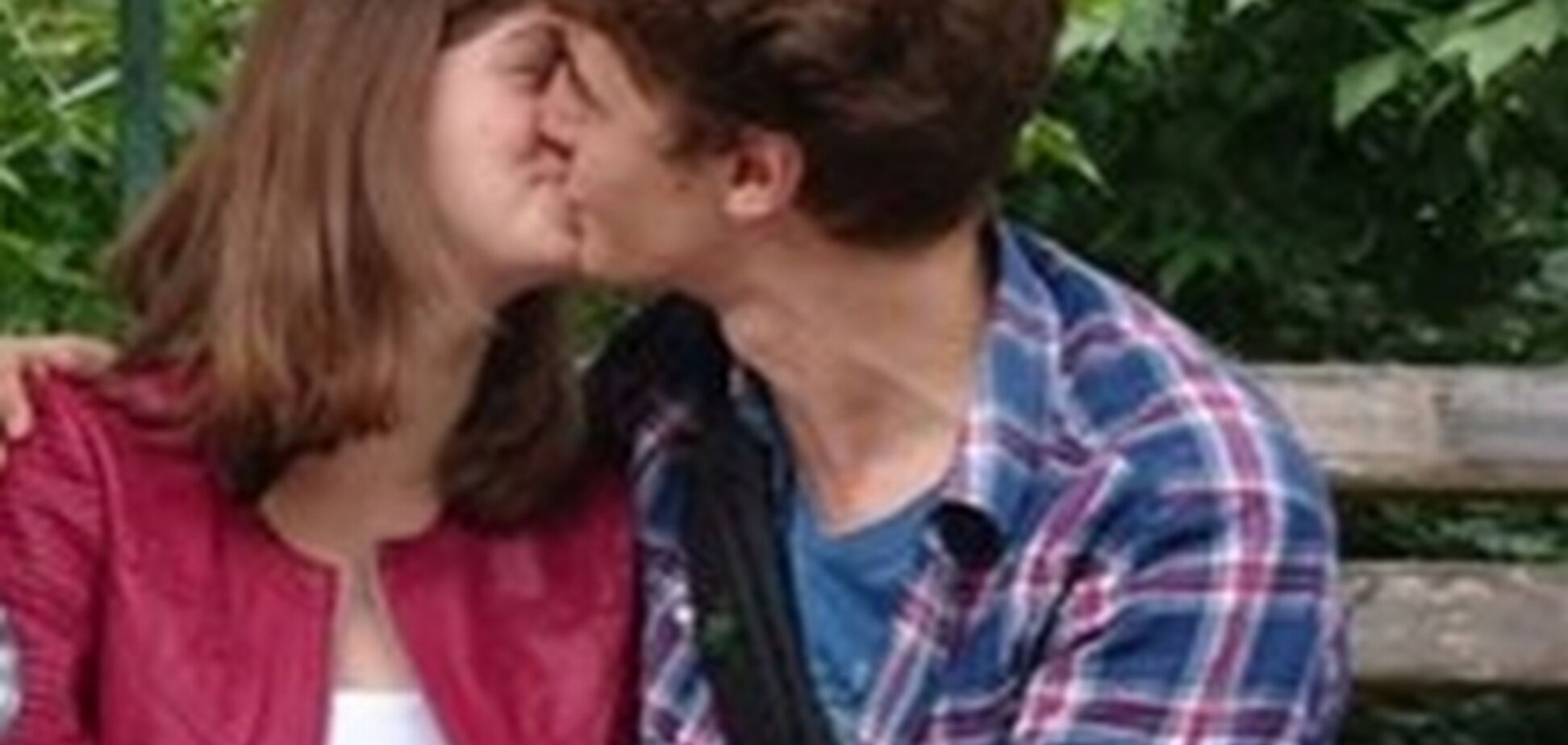 17-летний сын регионала Ярощука хвастается в сети поцелуями взасос