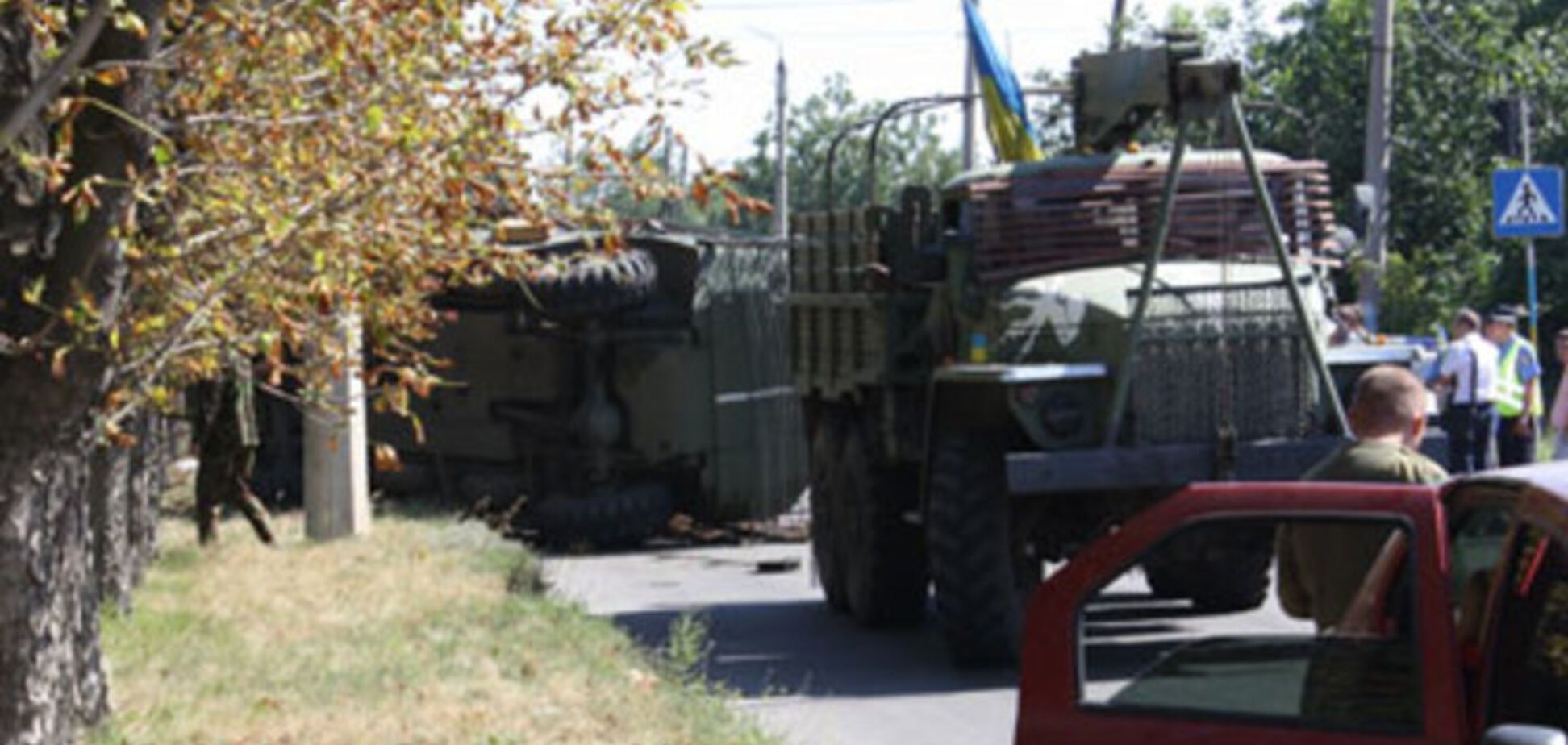В Краматорске перевернулась бронемашина с украинскими военными: есть погибшие