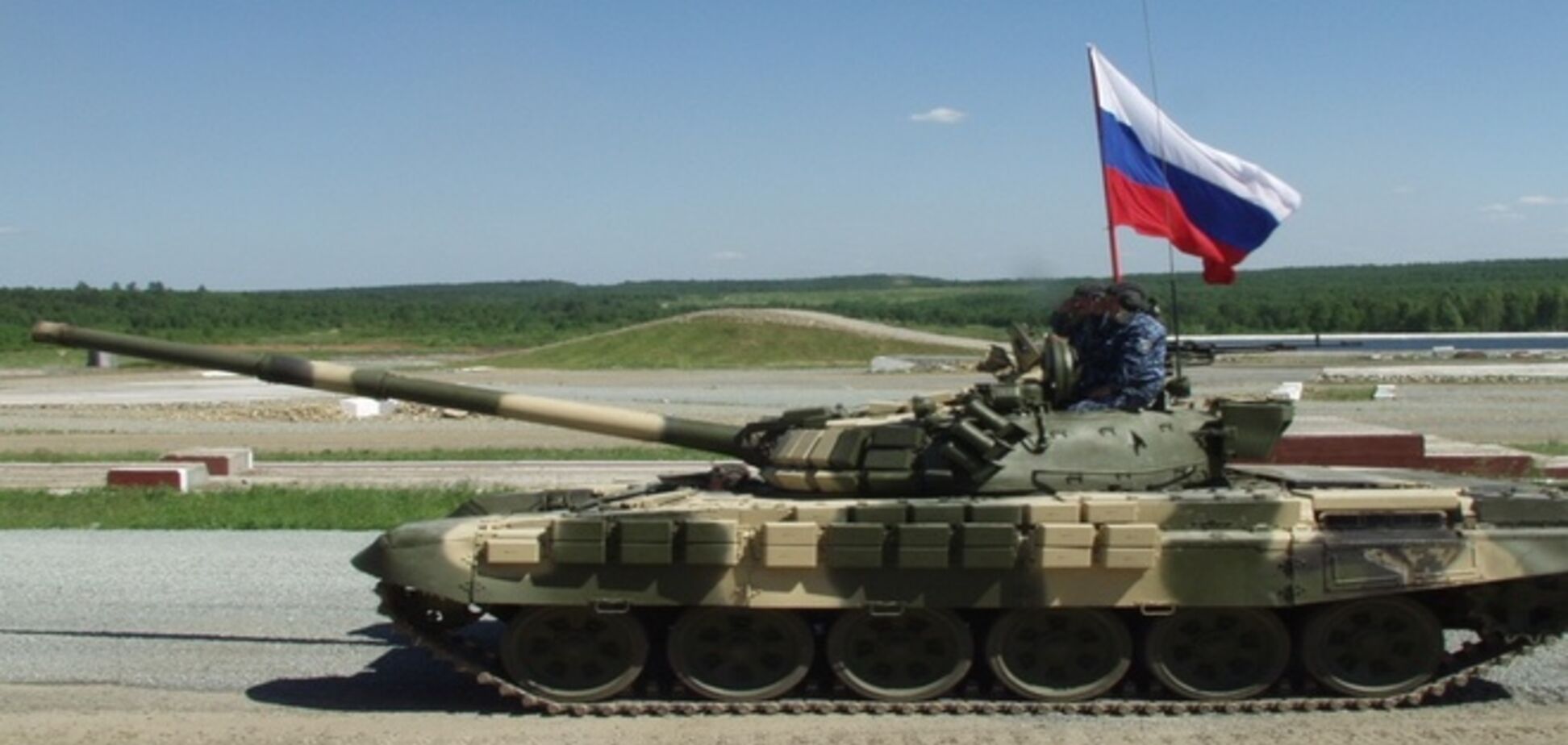 Батько російського танкіста не знає, як врятувати сина від 'маріупольської м'ясорубки'
