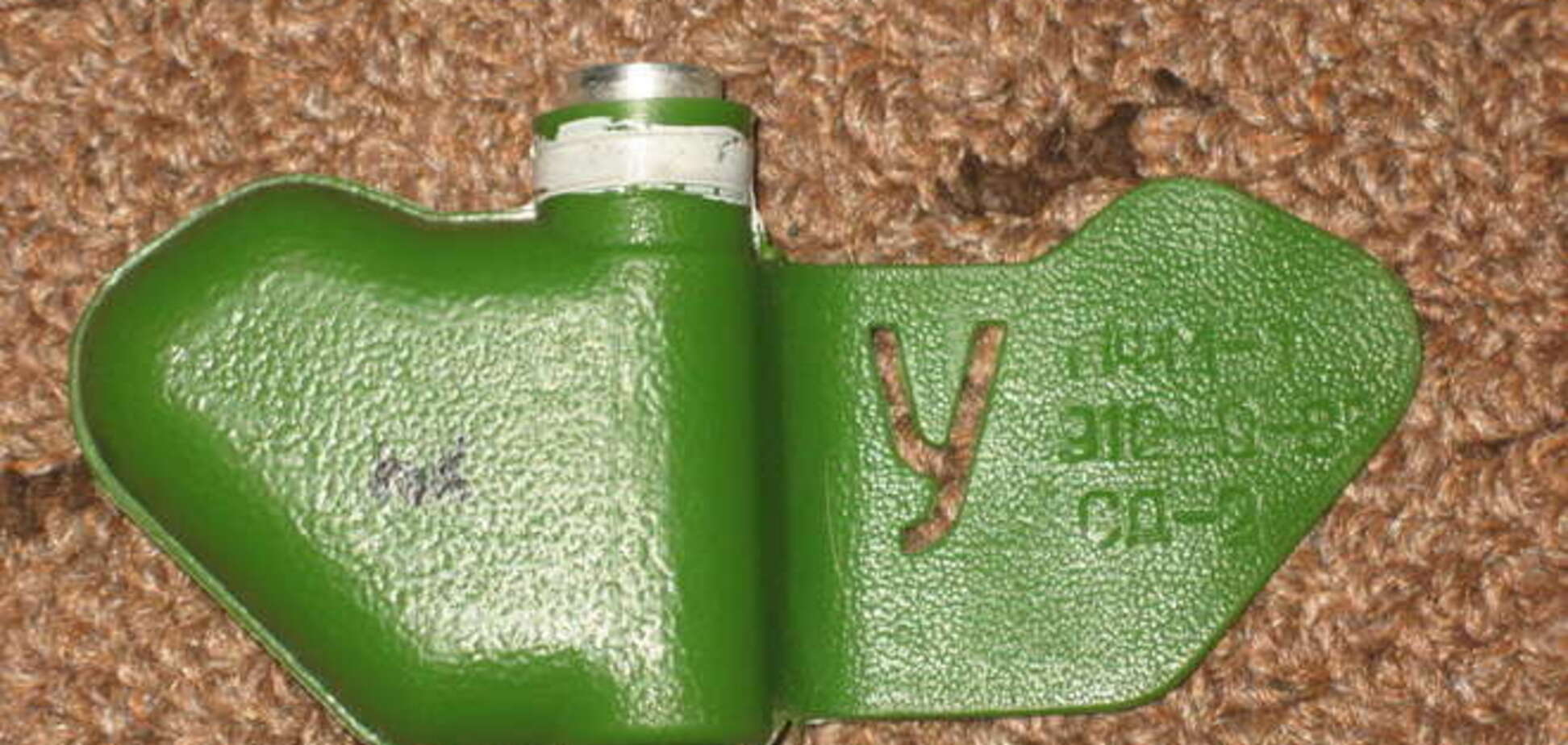 Оккупанты заминировали территорию возле Мариуполя запрещенными минами