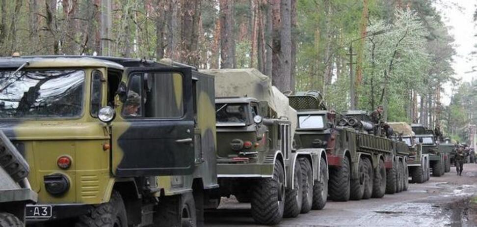 Воронеж колонна военных автомобилей Воронеж колонна военных автомобилей