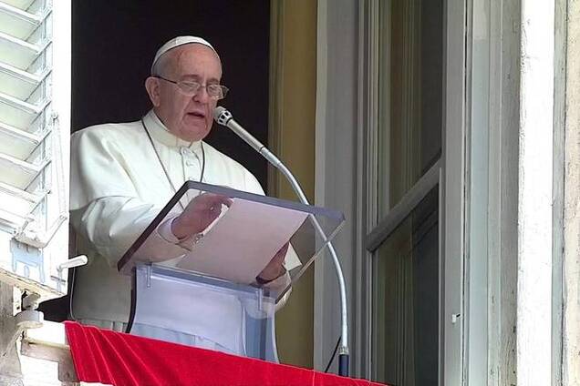 Папа Франциск признался, что рад новостям о перемирии в Украине