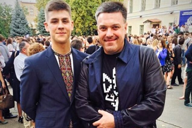 Сын Тягнибока растет точной копией отца