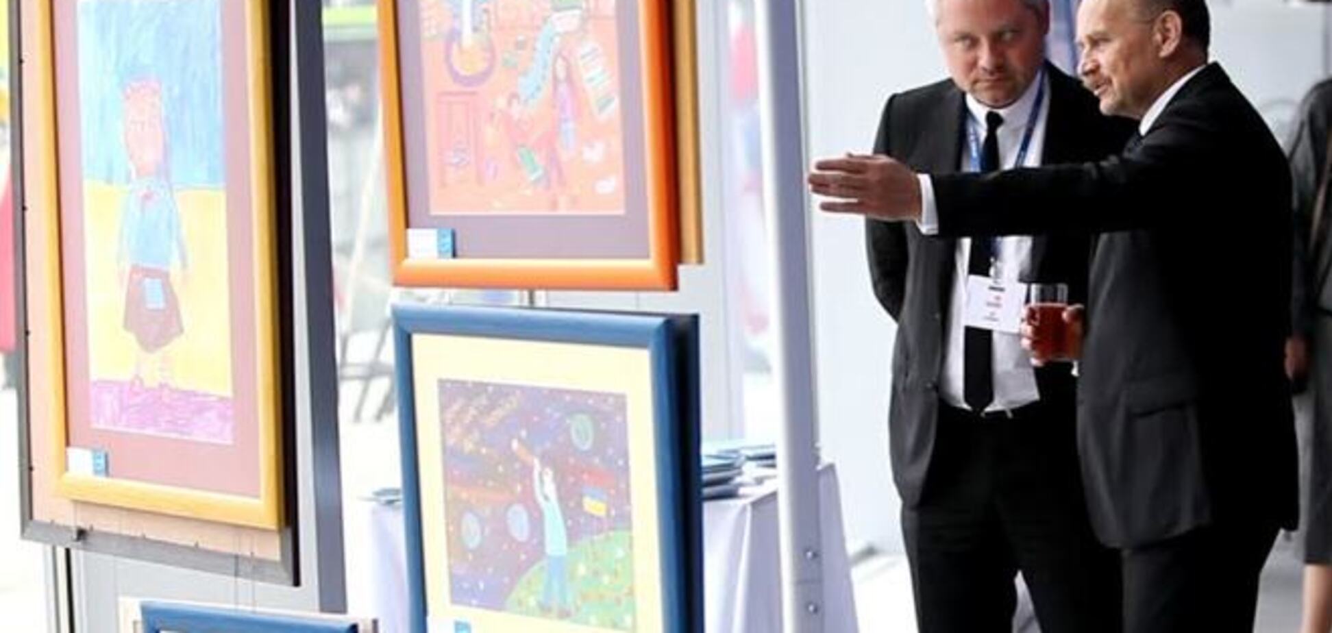 Фонд Янковского провел в Польше выставку 'Моя мирная Украина'