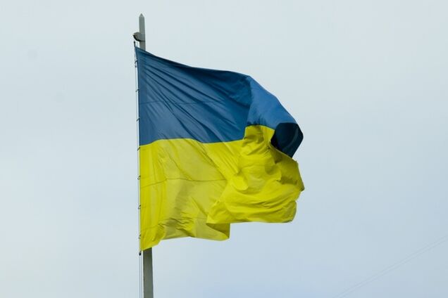 Харків почали масово 'очищати' від українських прапорів