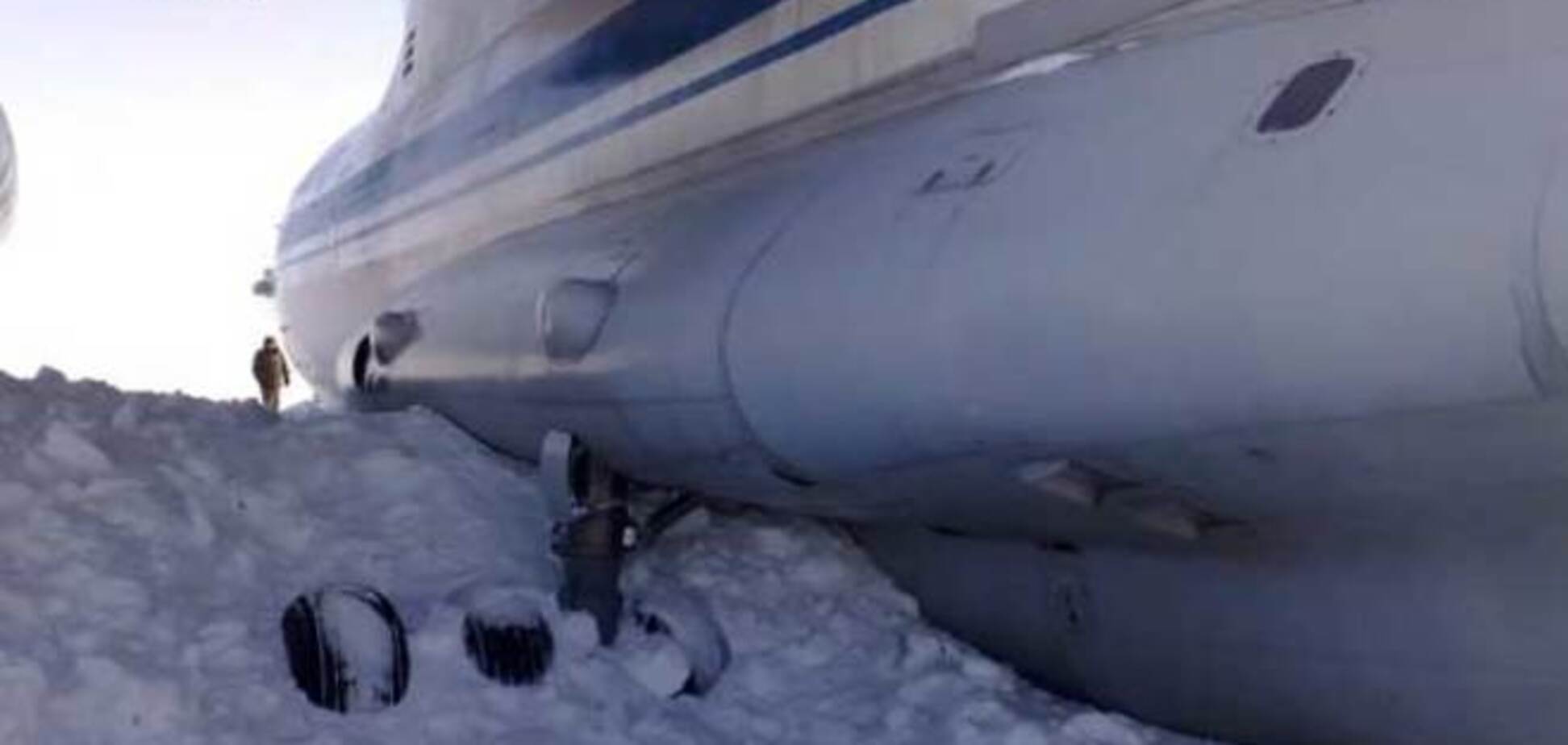 Москву парализовал снегопад: задержаны 75 авиарейсов