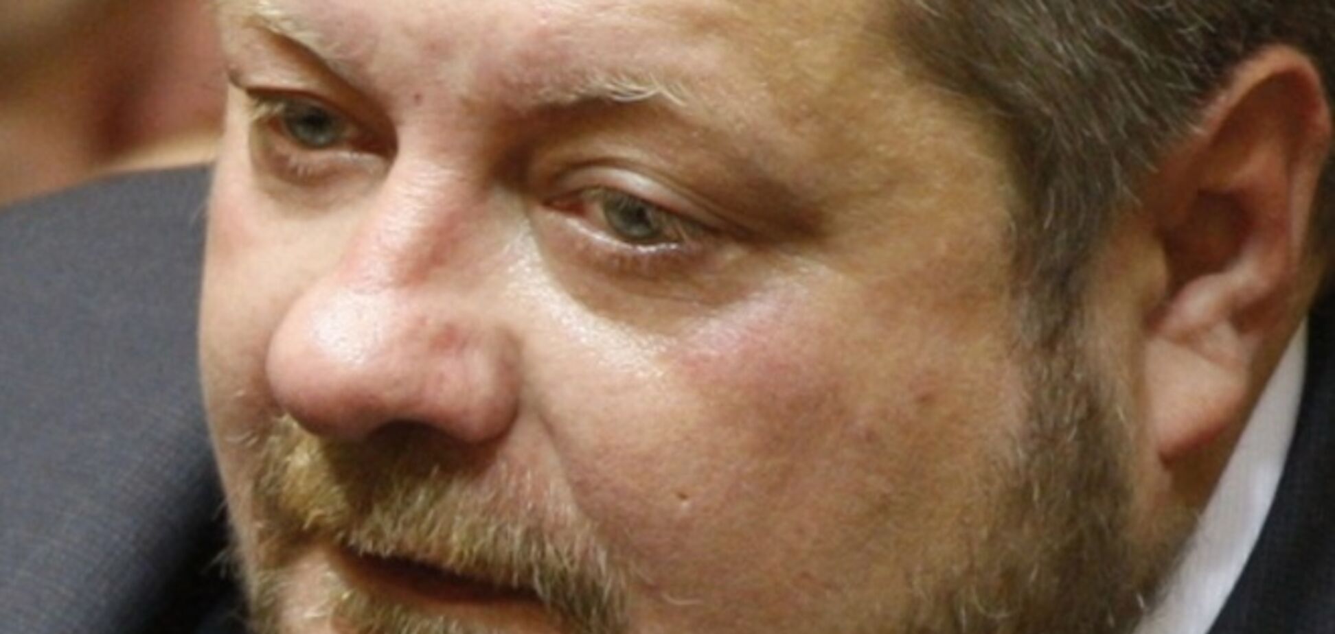 Нардеп из партии Ляшко на 'Мерседесе' врезался в дерево