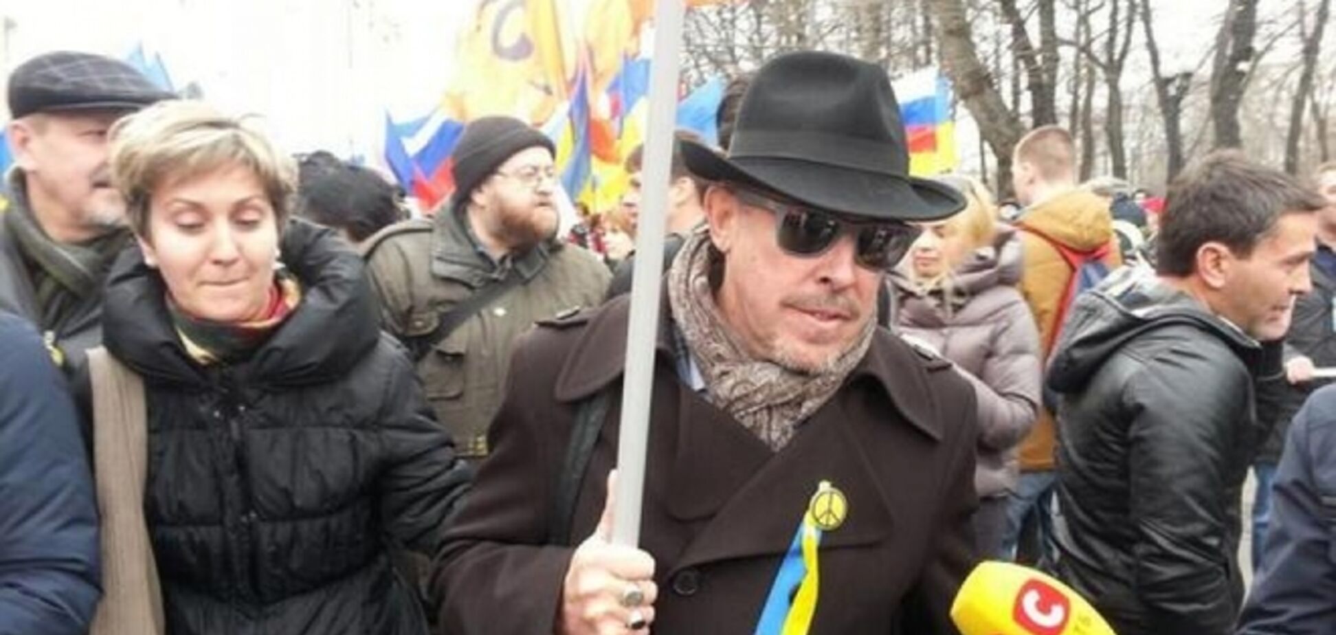 Макаревич поздравил россиян, не желавших войны с Украиной, с записью в 'фашисты'