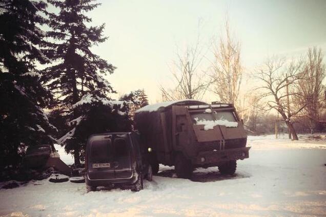 Террористы в Песках открыли огонь по волонтерам: украинская артиллерия не заставила себя ждать